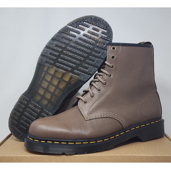 DS Doc Martens 1460 Pascal Leather BROWN Size 10 - Picture 1 of 7